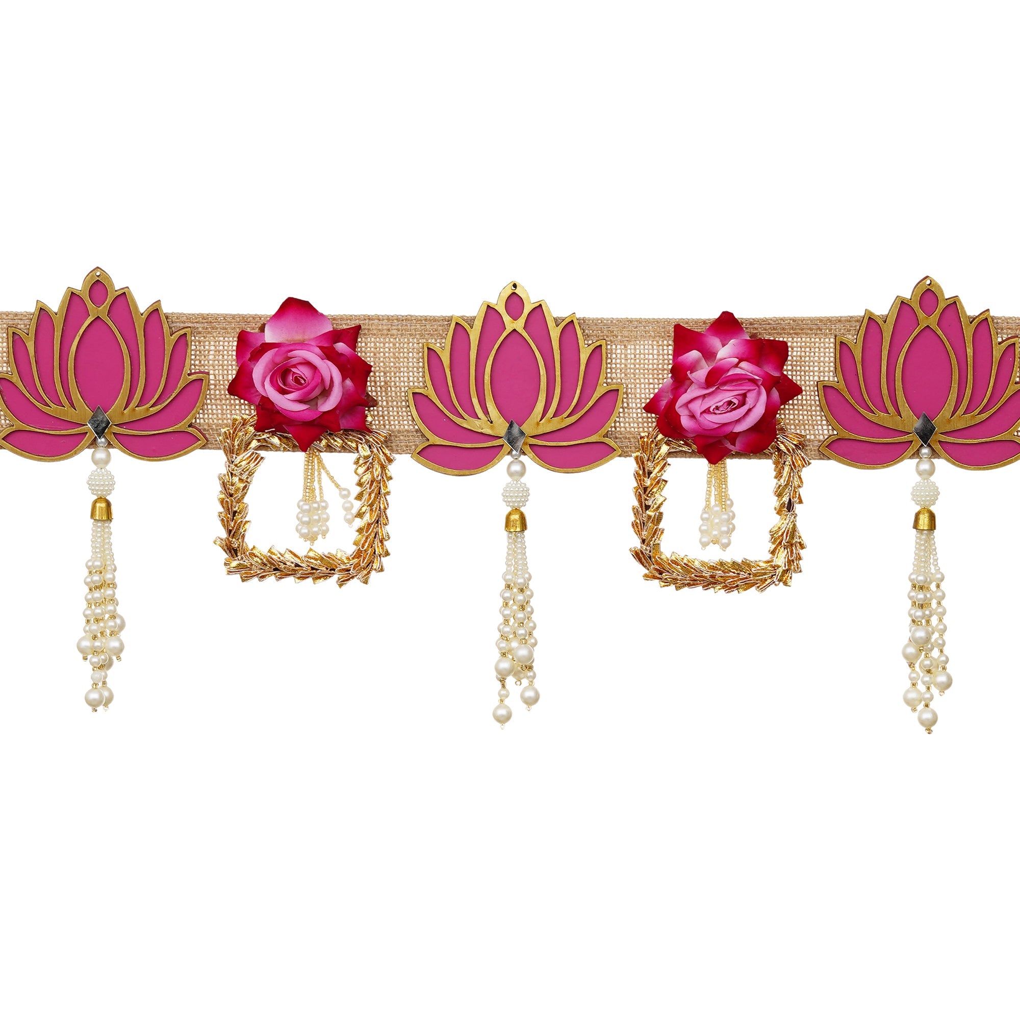 Toran traditionnel fait main avec des fleurs de lotus roses et des Latkans, idéal pour la décoration de portes à Diwali (41 pouces)
